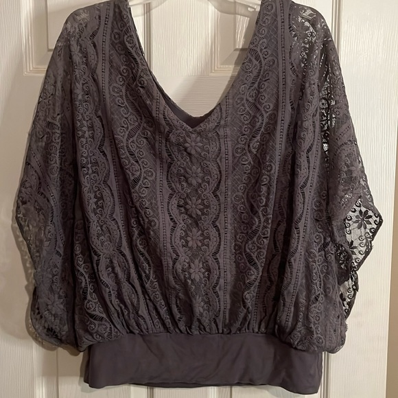 Grace Elements Tops - Grace Elements- Gray Lace flared top L
